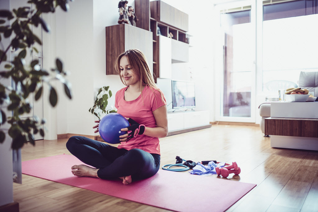 How to work out in your lounge room
